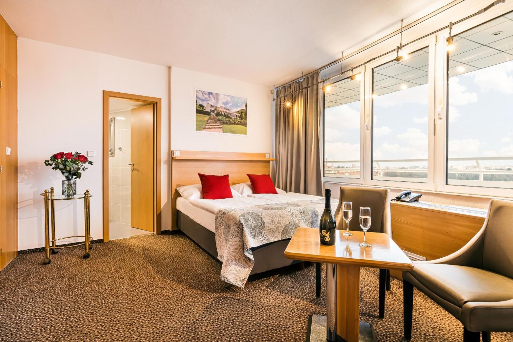 Cosmopolitan Bobycentrum - Czech Leading Hotels 브르노 객실 사진